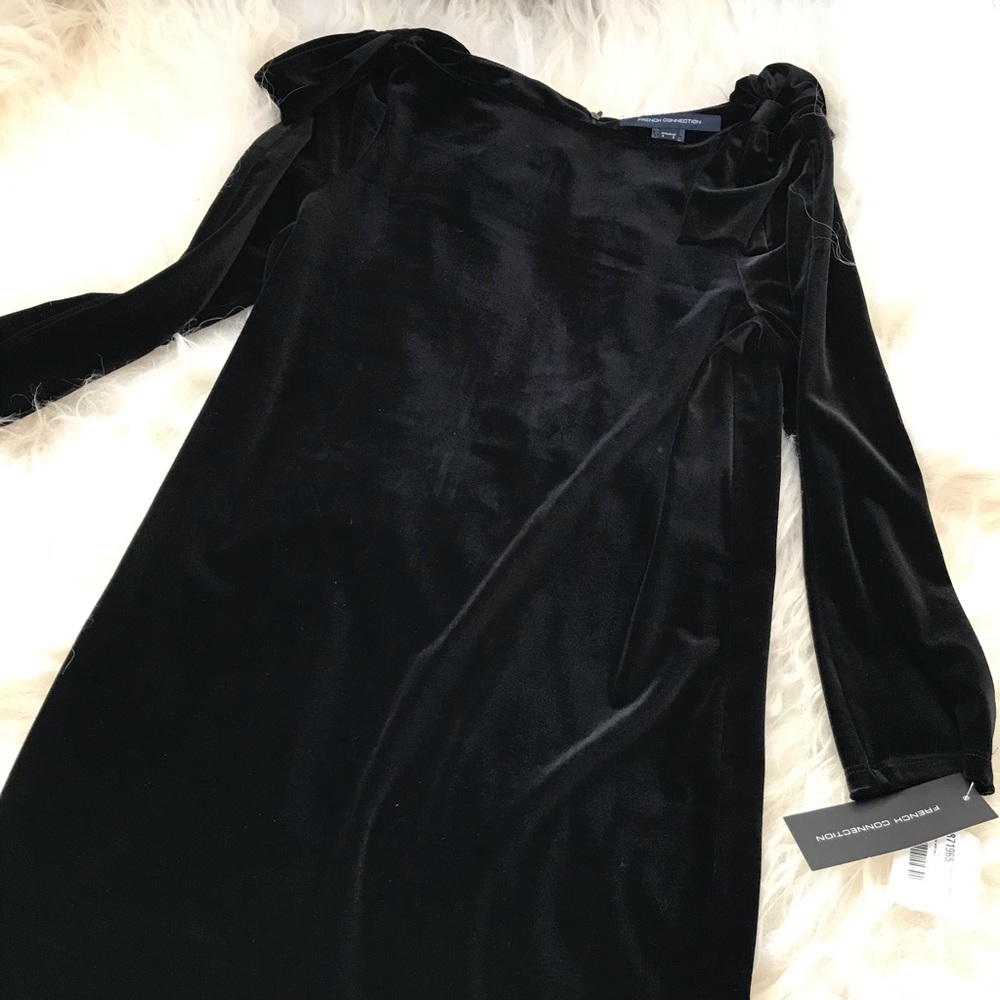 French Connection Auore Velvet 3/4 Sleeve Dress - Picture 3 of 8